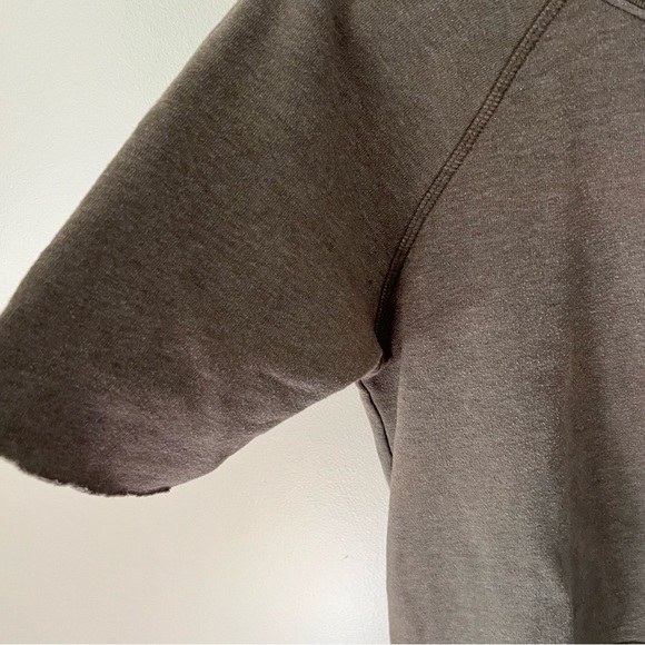 Genetic Los Angeles Short Sleeved Heather Army Sweatshirt from Revolve | M - Picture 3 of 10